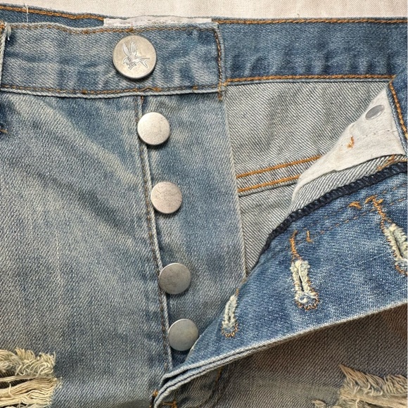 One Teaspoon Outlaws Low Waist Boyfriend Shorts - Picture 2 of 7